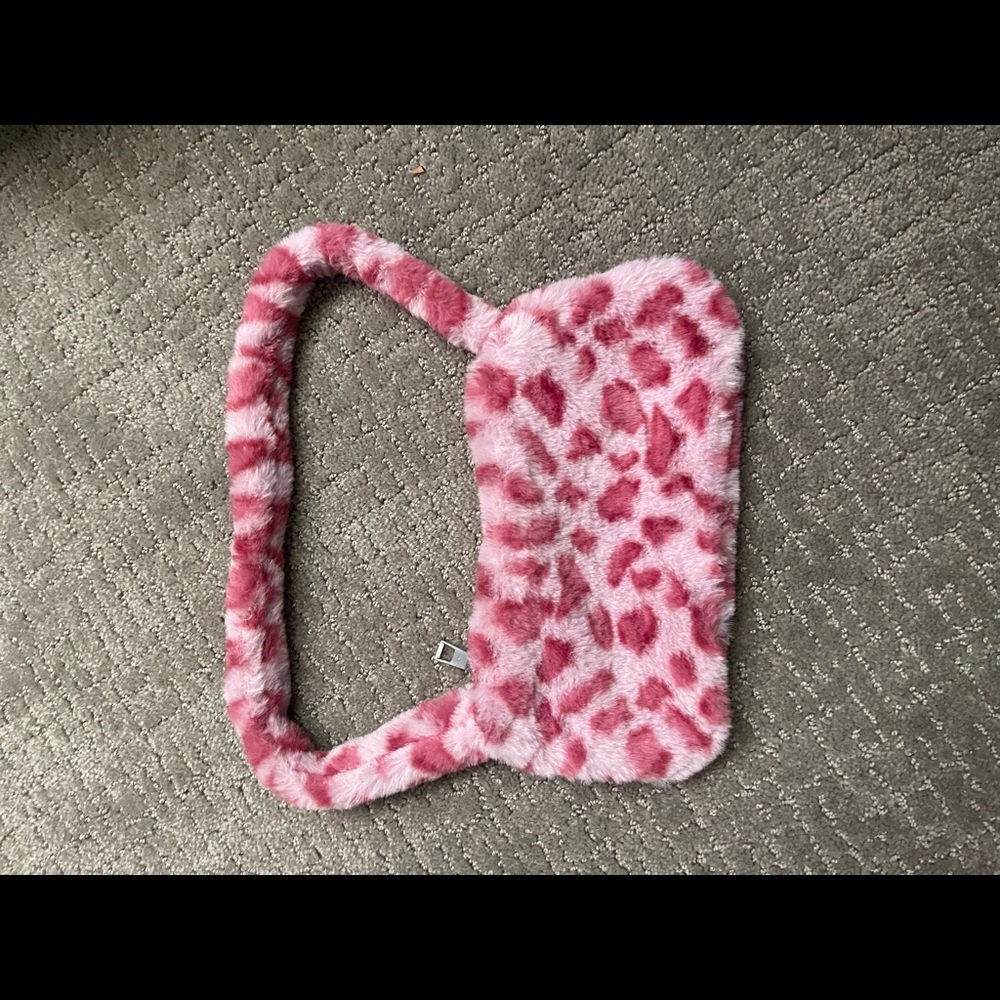 Pink cheetah small bag. New from shein